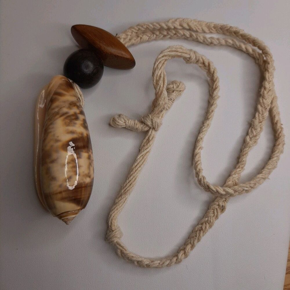 BOHO Olive Shell & Wooden Bead necklace braided string seashell